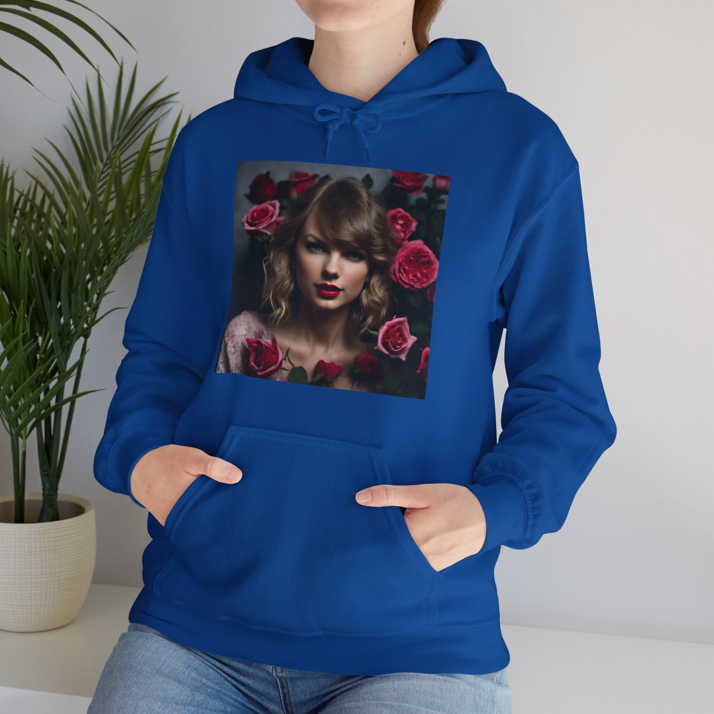 Taylor Swift Unisex Heavy Blend™ Hooded Sweatshirt