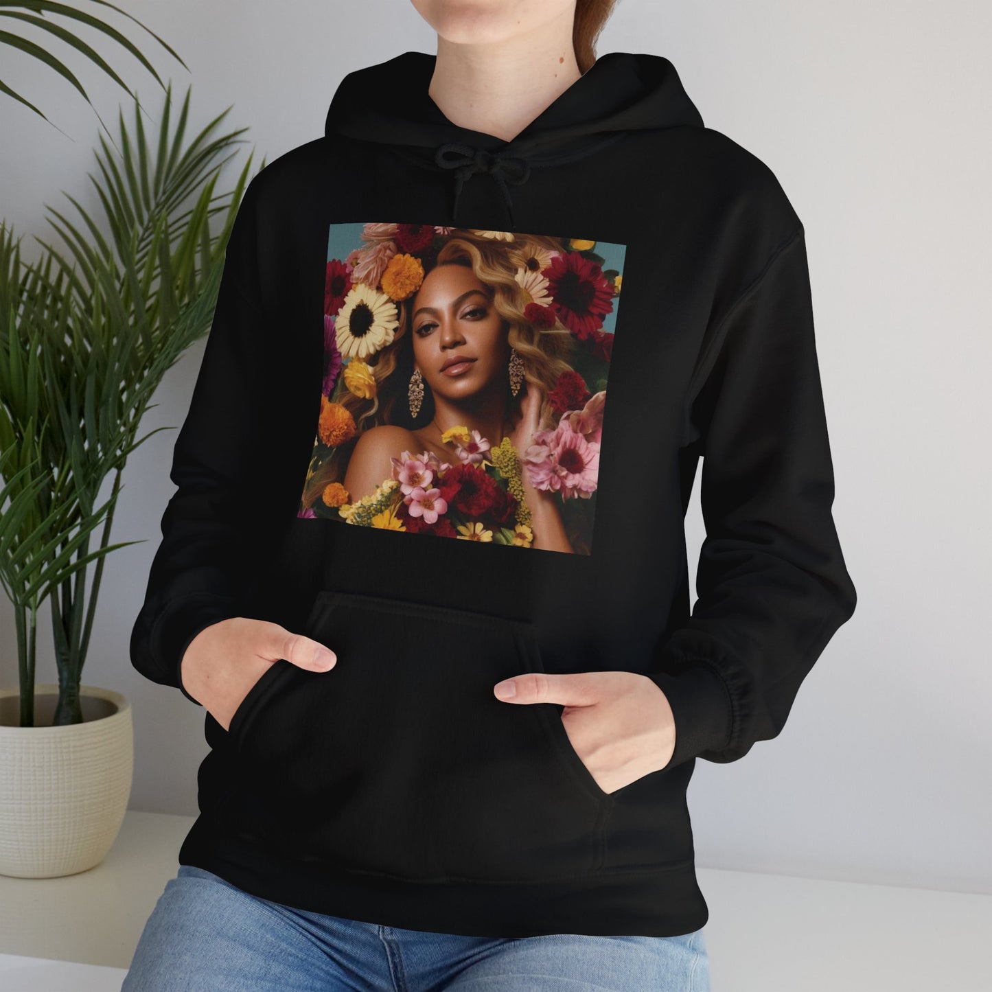Lucille Ball Printed Unisex Heavy Blend™ Hooded Sweatshirt